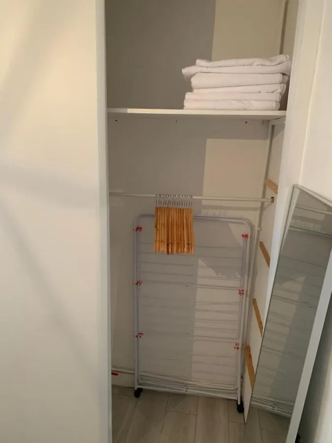 The Minimalist Cosy House Massena, Nice Apartment 0*,  France