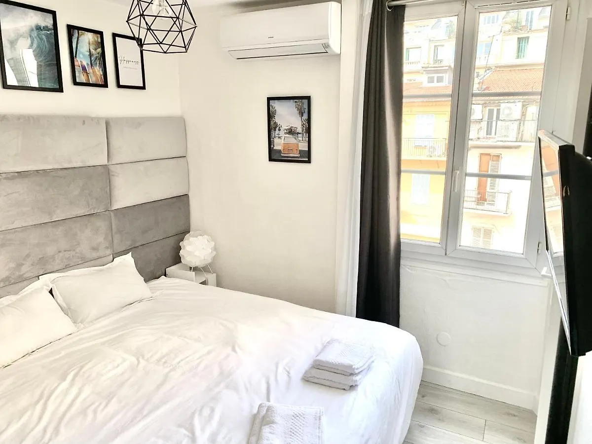 Apartmán The Minimalist Cosy House Massena, Nice